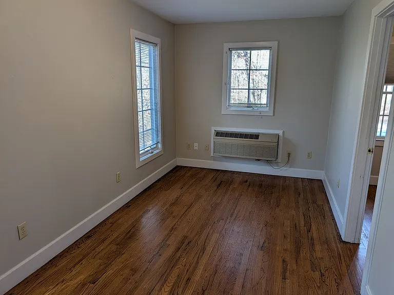 417 Grimball Dr #B — Photo 2