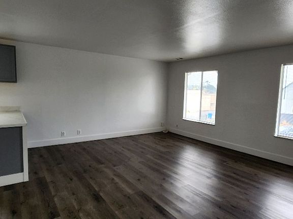 3rd image of 24 Panorama Dr #30