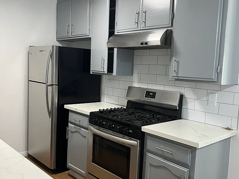 950 Magnolia Ave #25 — Photo 5