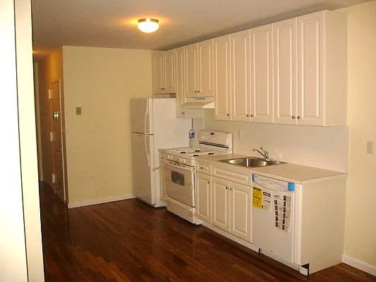 Rented by Brown Harris Stevens | media 1