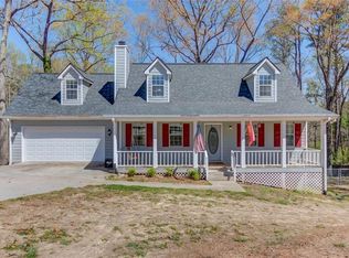 2713 Oakwood Dr, Loganville, GA 30052