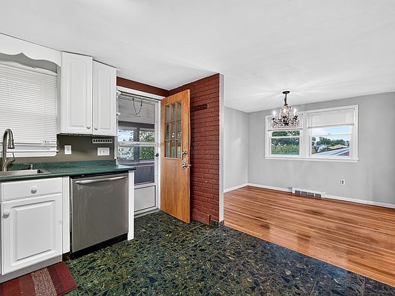 5th image of 67 Brookline St #2