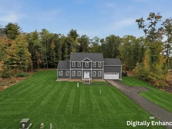 30 Pear Tree Lane, Epping, NH 03042