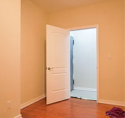 Rented by Marjorie Thompson, LREB | media 7