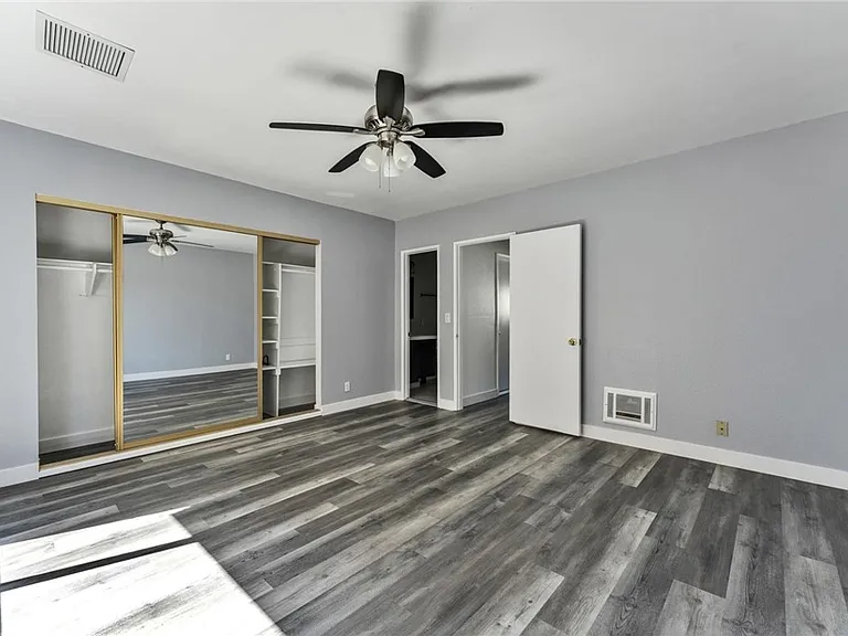 5372 Clairemont Mesa Blvd — Photo 18