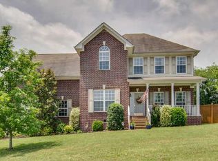 1017 Oakhall Dr, Mount Juliet, TN 37122