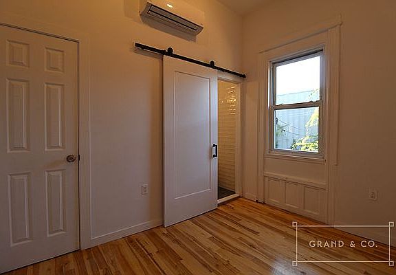 5th image of 181 Meserole Ave APT 2R