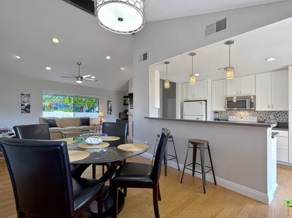 2119 Sunshine Way, Palm Springs, CA 92264