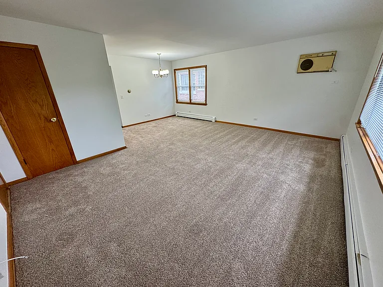 5421 W Windsor Ave #2 — Photo 5