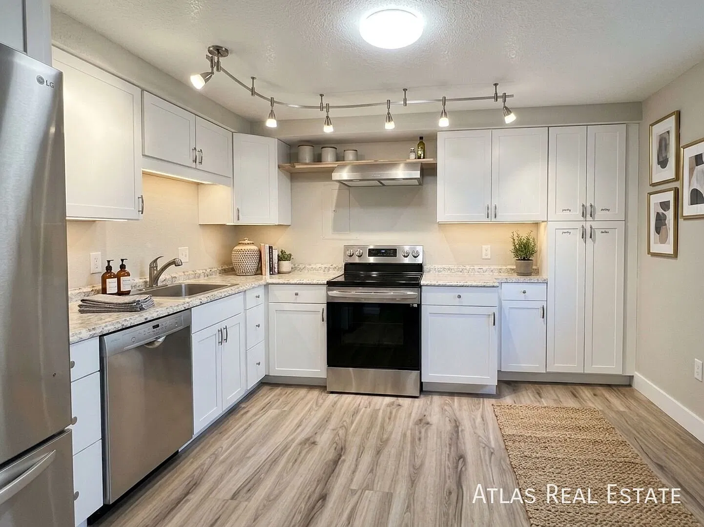 Modern Manitou Springs Gem with Washer and Dryer! Tour Today! — Photo 1