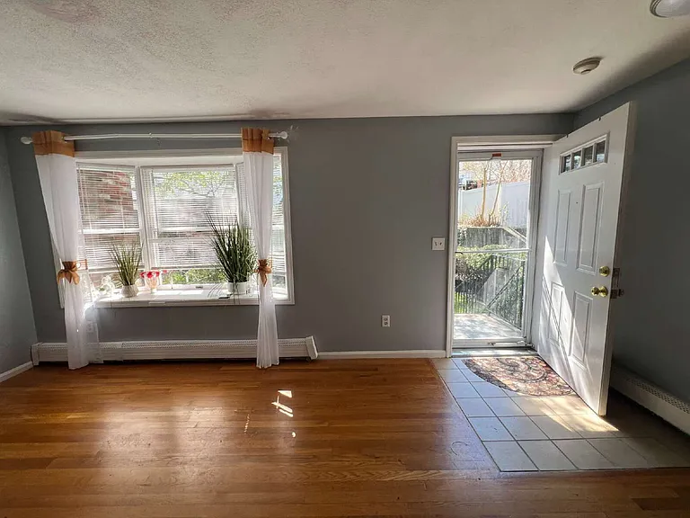 1 Eagan Pl — Photo 5