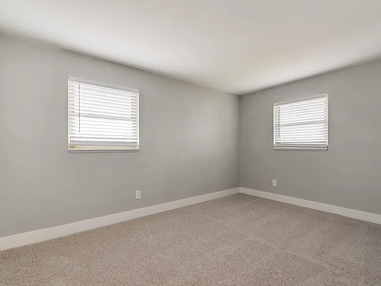 Gahanna Commons — Photo 10