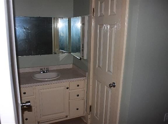4th image of 426 E Cherry St