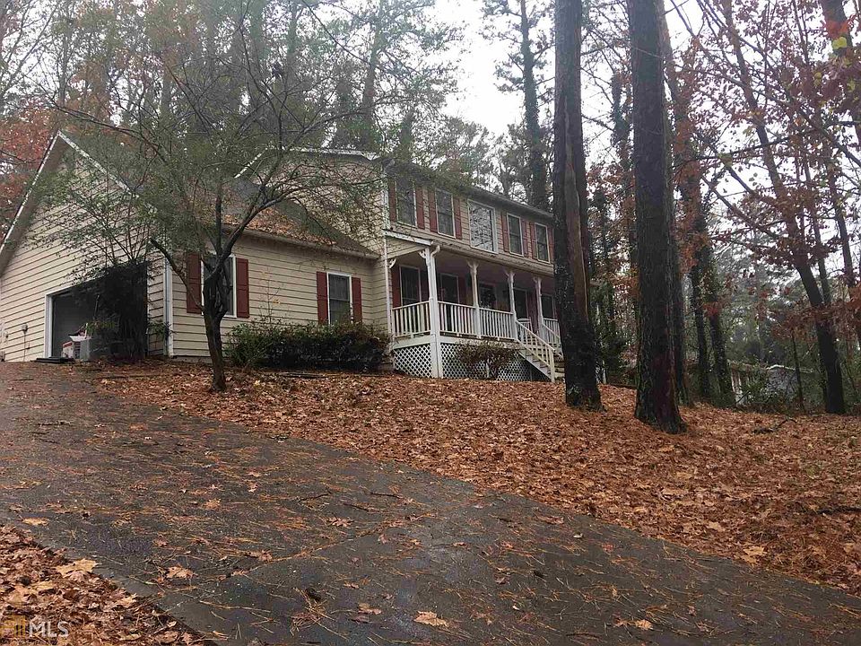 1st image of 698 Dogwood Dr