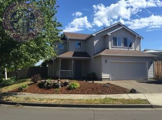19363 Rollins St, Oregon City, OR 97045