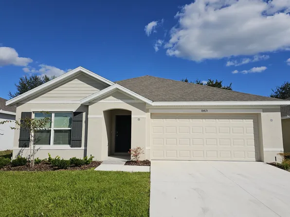 8415 Clearway Dr, Wildwood, FL 34785