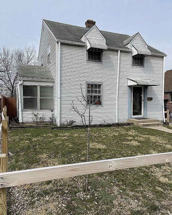 2nd image of 41 S Delmar Ave