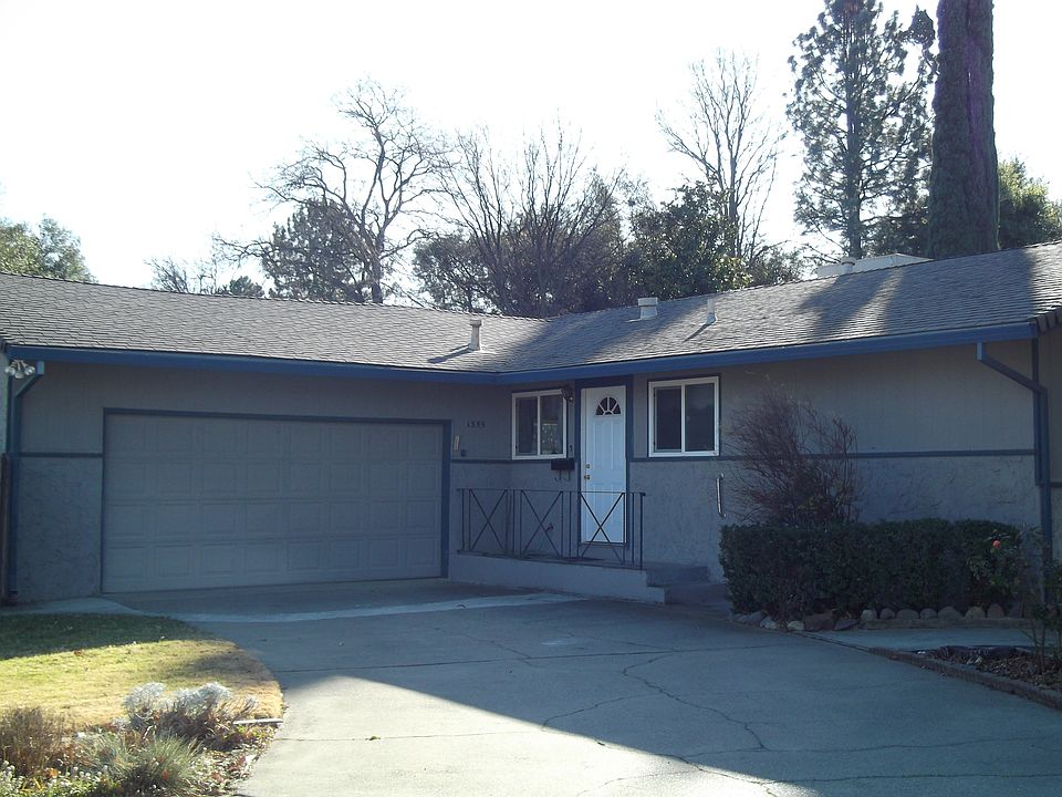 front view with garage_04082014