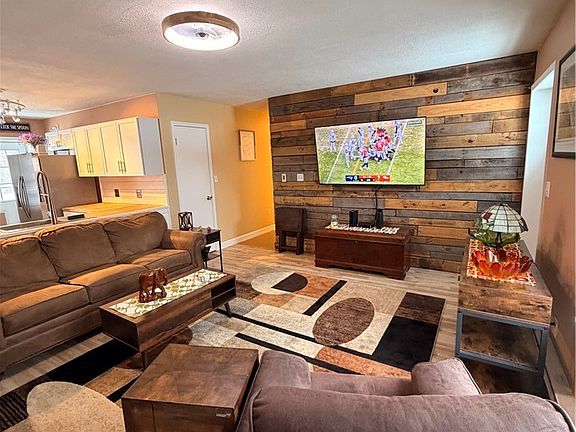 3rd image of 1397 Brandy Ln