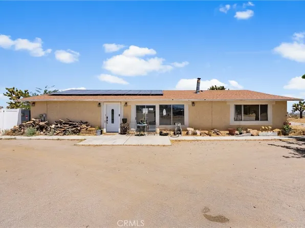 3104 Sacramento Rd, Phelan, CA 92371