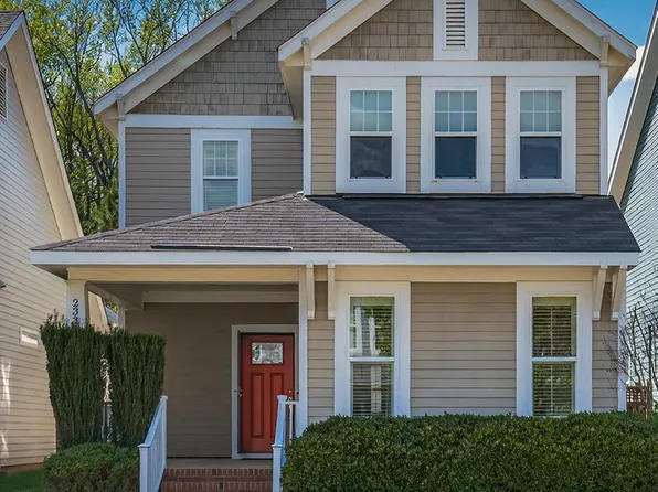 233 Millbrook Dr, Pittsboro, NC 27312