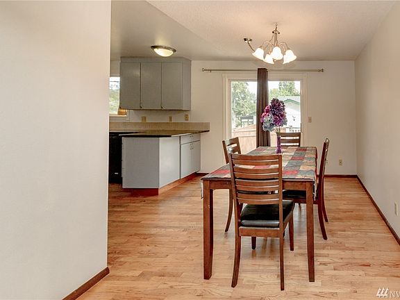 5th image of 1051 105th Street Ct S