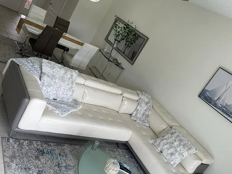 8949 Iron Oak Ave — Photo 1