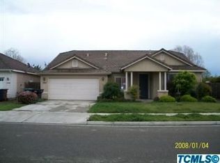 1994 Riesling St, Tulare, CA 93274