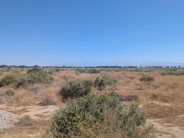 Vic Ave #K4, Lancaster, CA 93535