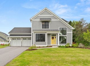 36 Caspian Ln, Shelburne, VT 05482