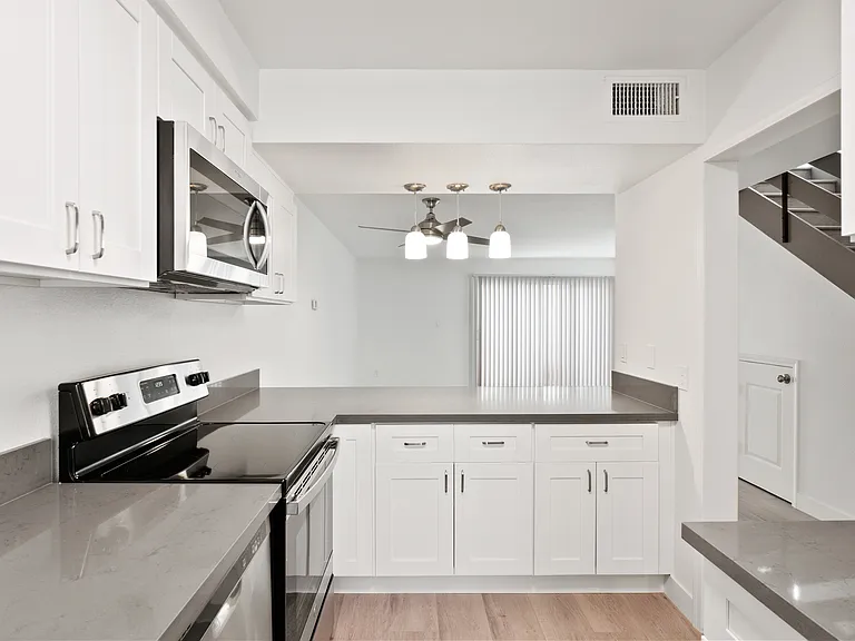 712 S Fernwood St — Photo 18