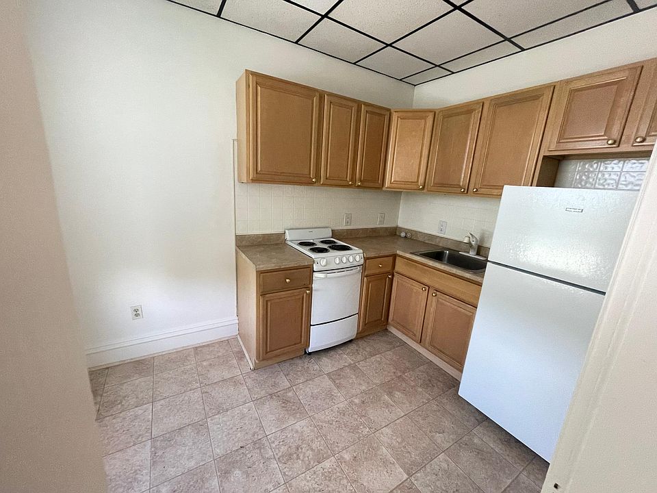 45 Fairview Ave Poughkeepsie NY Zillow