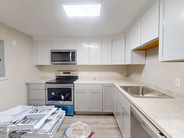 10 Washington St #2 — Photo 7
