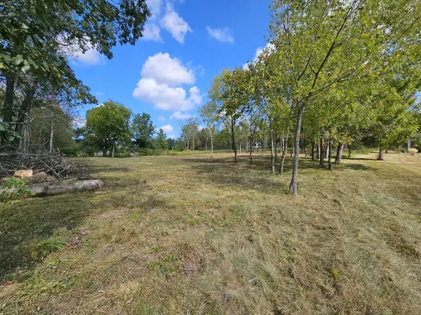 330 Misty Ln, Versailles, KY 40383