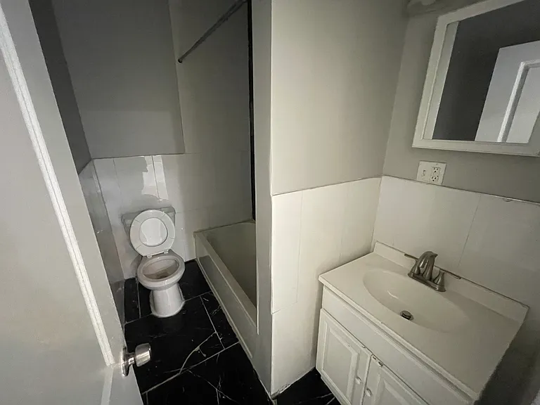 16 Boylan St #1R — Photo 5