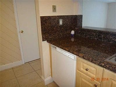 5th image of 260 NW 107th Ave APT 209
