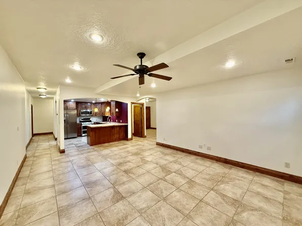 6819 S Greenfield Way, Cottonwood Heights, UT 84121