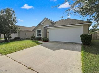 9494 W Daniels Mill Dr, Jacksonville, FL 32244