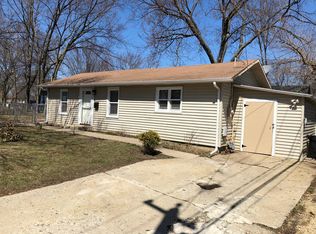 201 N 3rd Ave, Villa Park, IL 60181