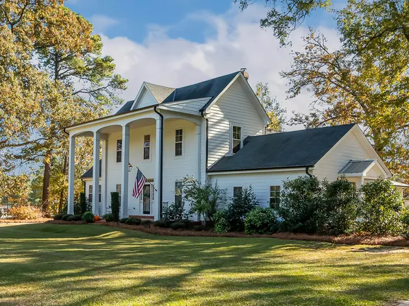 129 Kipling Rd, Fuquay Varina, NC 27526