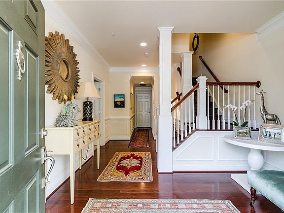 4th image of 1217 Balustrade Blvd