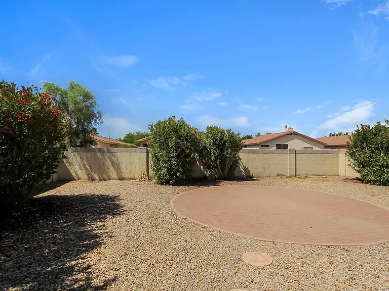 6586 W Blythe Pl — Photo 16