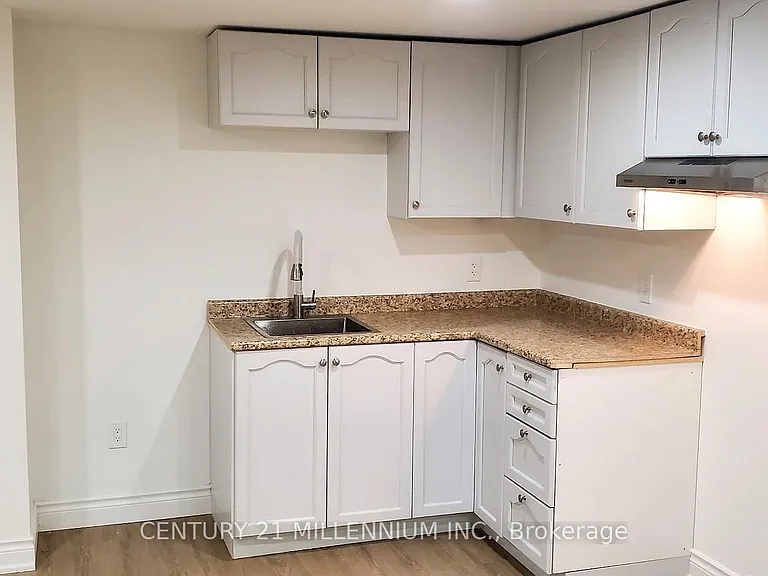 32 Stewart Ave #BASEMENT — Photo 10