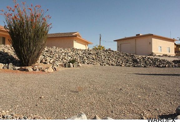 4th image of 3591 Tarpon Dr