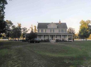 72 Woodlawn Rd, White Stone, VA 22578