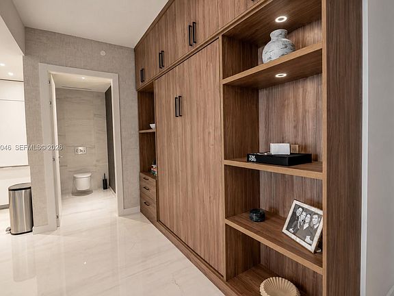 3rd image of 300 Biscayne Boulevard Way Unit 3109W