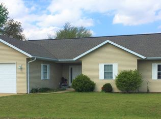 1082 N Julio Ln, Vincennes, IN 47591