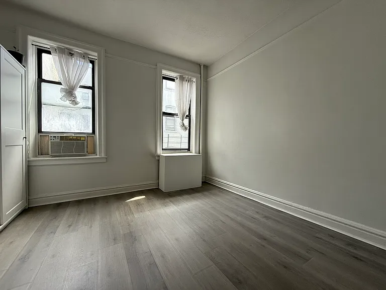 24-65 38th St #C7 — Photo 12