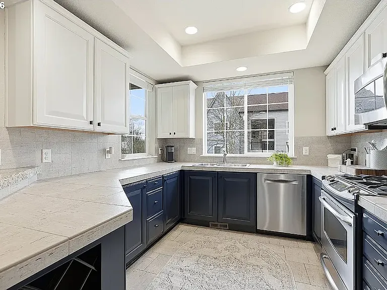 11380 SW Barber St — Photo 8