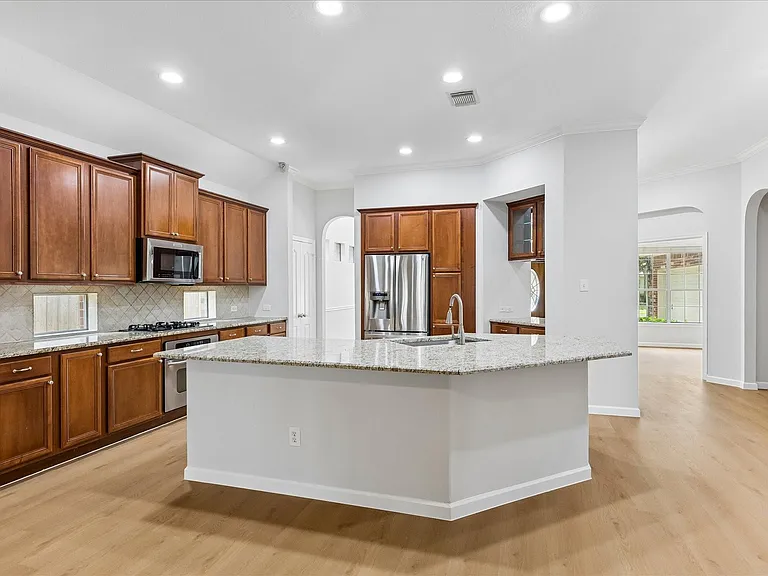 3723 Tidalwood Dr — Photo 2